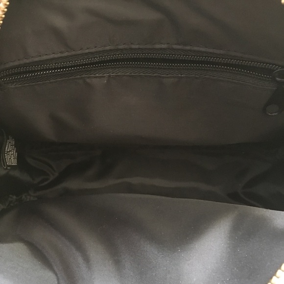 Silver Victoria’s Secret snakeskin bag w/chainNWOT - Picture 4 of 7